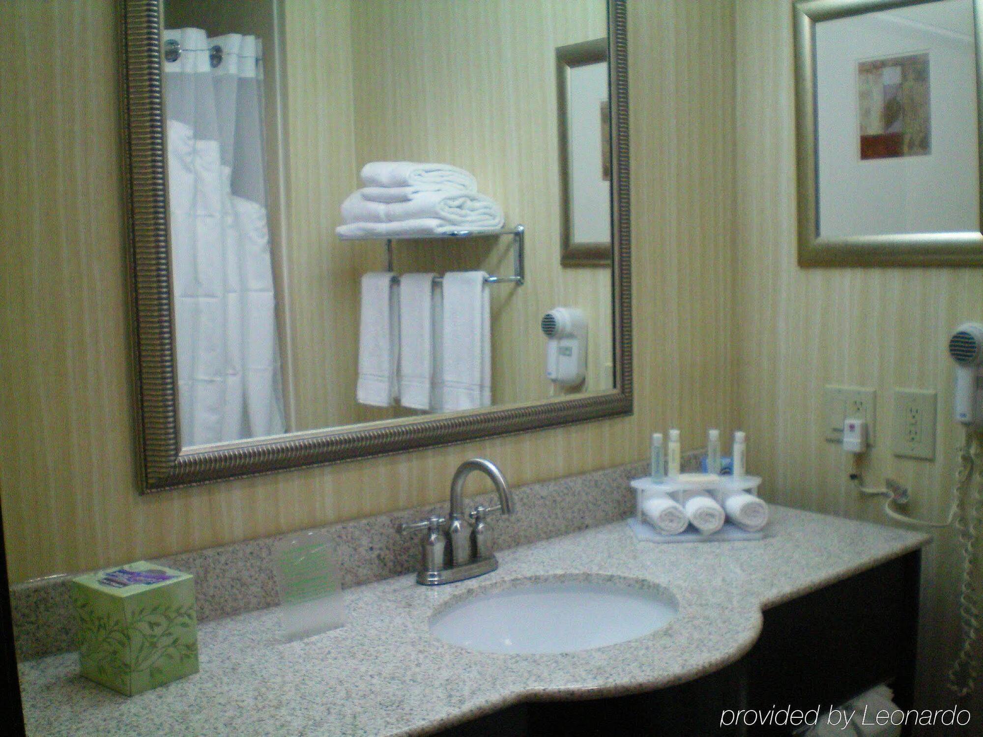 Holiday Inn Express Houston North-1960 Champions Area Εξωτερικό φωτογραφία